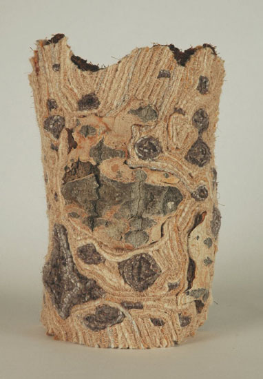 Tree Prosthetic 1, bark, yarn, thread, acrylic. 
Winner of Best in Show, for the 2007 Common Thread National Juried Exhibition.

