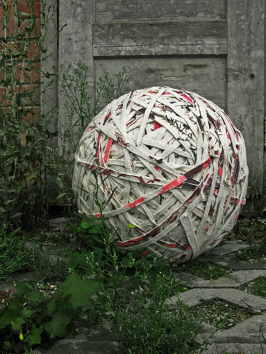 sitz kugel white, hand made felt: merino wool and cotton fabric, D: 50 cm.