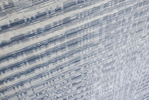 Detail: Noise 1204, 220 H x 78 cm W, silk, linen, hemp, weaving. Photo: M Kelly-Frère.
