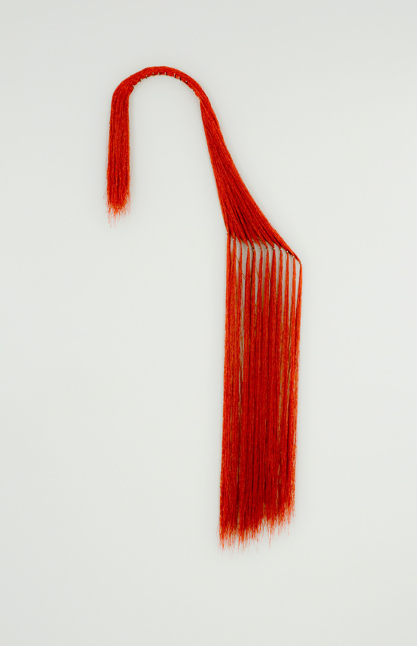 Deep Breathing, 2009, 141 x 33 x 9 cm, stainless steel, silk thread, silk organza, cotton cloth, photo: Cheryl O'Brien