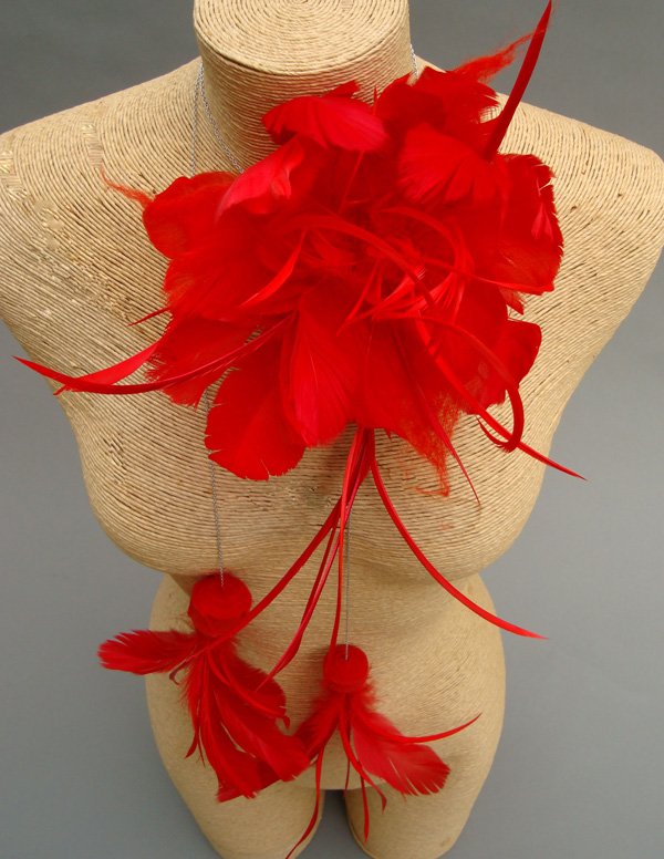 Fervent necklace and broach Feathers combined with felted petals, 2011 Photo-Lorena Santin Andrade