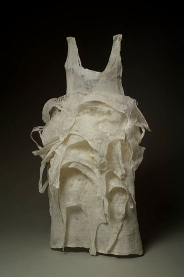 About the Process, sculpture; wool fleece; hand felted; acrylic textile medium 2010, 86 x 45 x 28 cm, photo: Grant Kernan