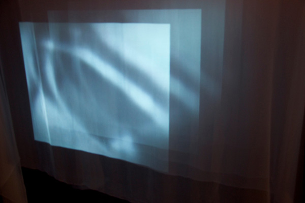 Skin-flow, 2010-2011, 240 x 240 x 500cm, video installation, silk chiffon
