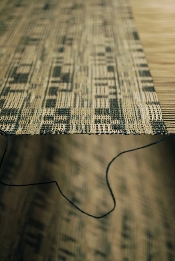 Noise 1204 on the loom. Photo: M Kelly-Frère.