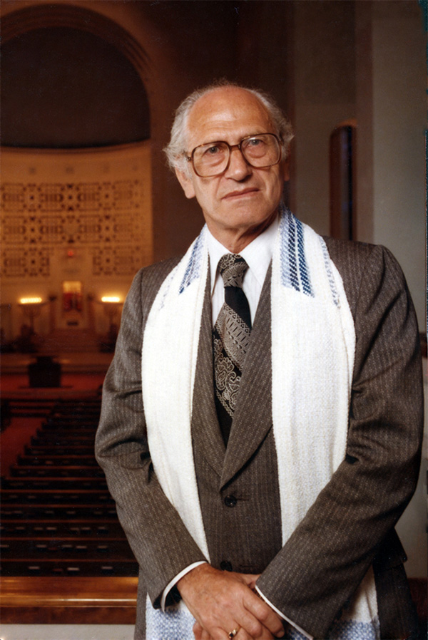 Rabbi Plaut, Photo: Al Gilbert