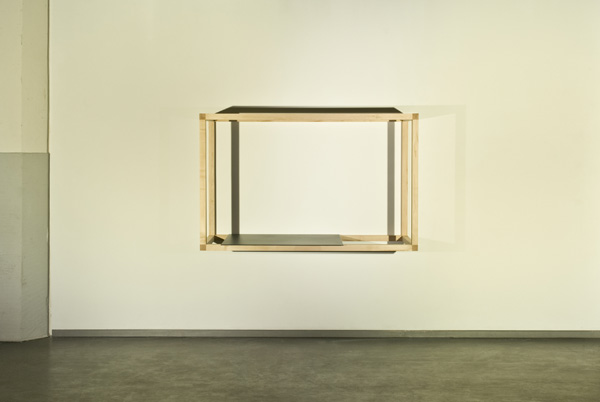 The Living Structure, 100 x 160 x 70 cm, american maple, 70 x 80 cm aluminium plate, furniture concept