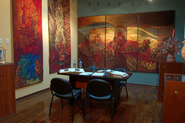 Maximo Laura's gallery.