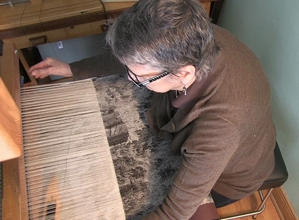 Louise weaving2, Still image from video shot by Jacques Bérubé.