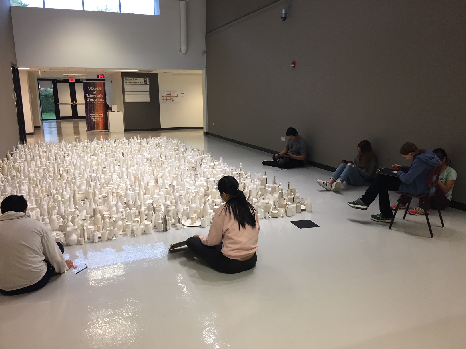 Art Class, students drawing.