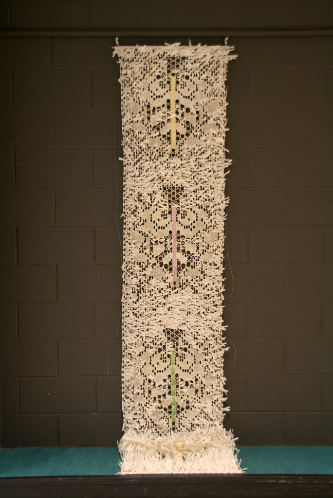 Spring Wind, 2014, 270X60X7 cm, cotton, felt, silk, and metal sticks. Technique: crochet and weaving.