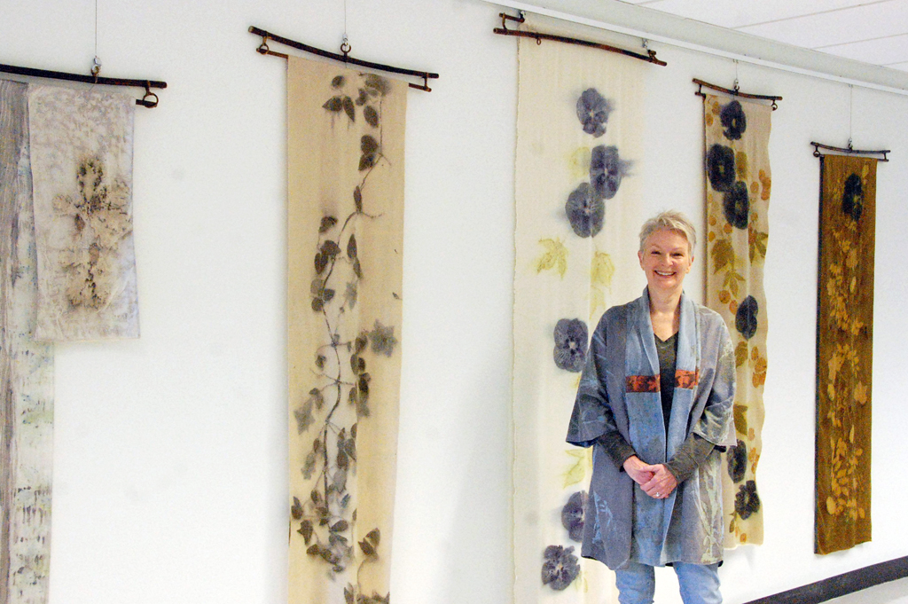 Linda Kollofski at the opening of the World of the Threads Festival 2018.