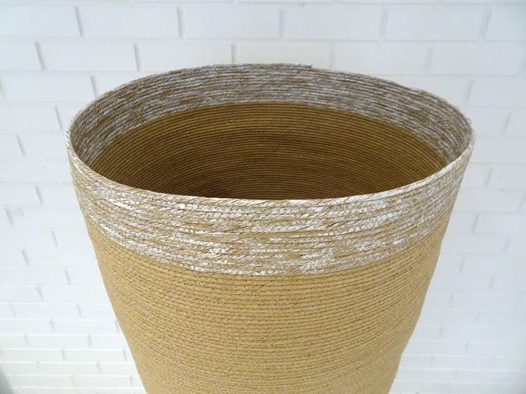 Carmella Karijo Rother: Vessel No 47, cotton rope, thread, pigment, machine-stitching, painting.