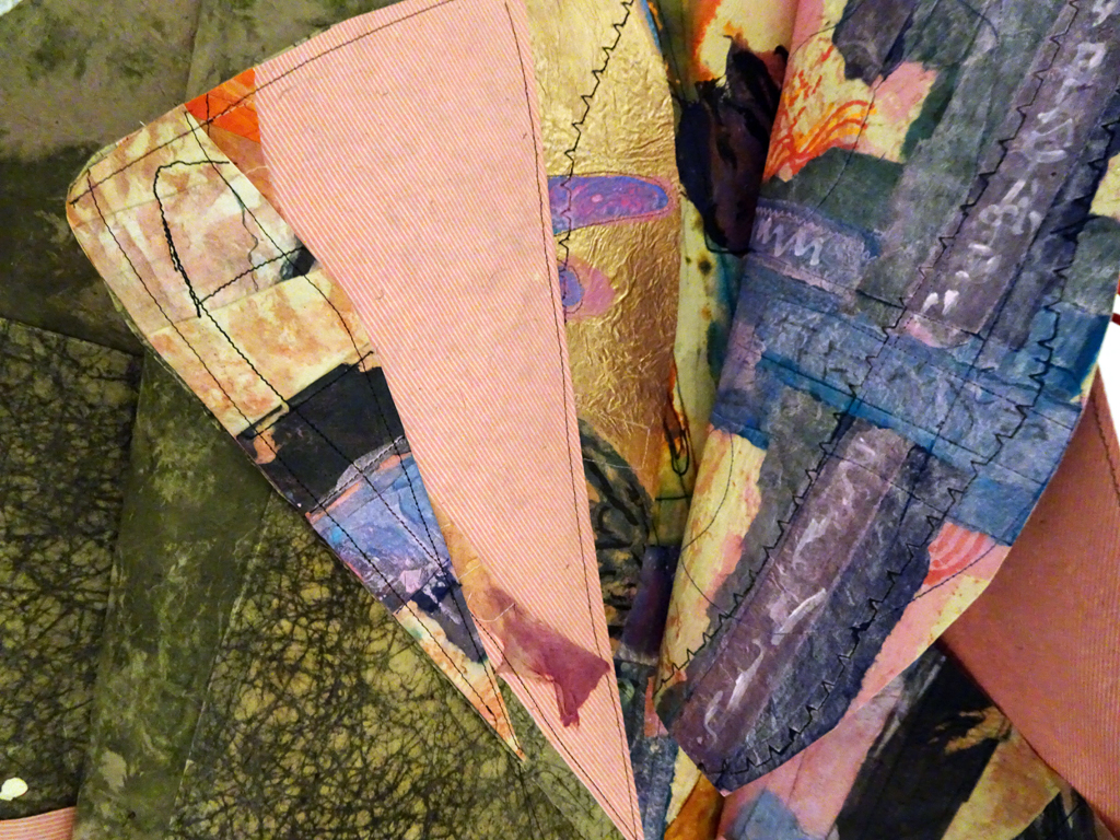 Aliza Thomas: Look at the border of your being, detail.