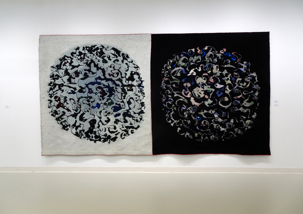 Ragnhild Monsen, Defragmentation White and Black, Flow exhibition, World of Threads Festival 2018.