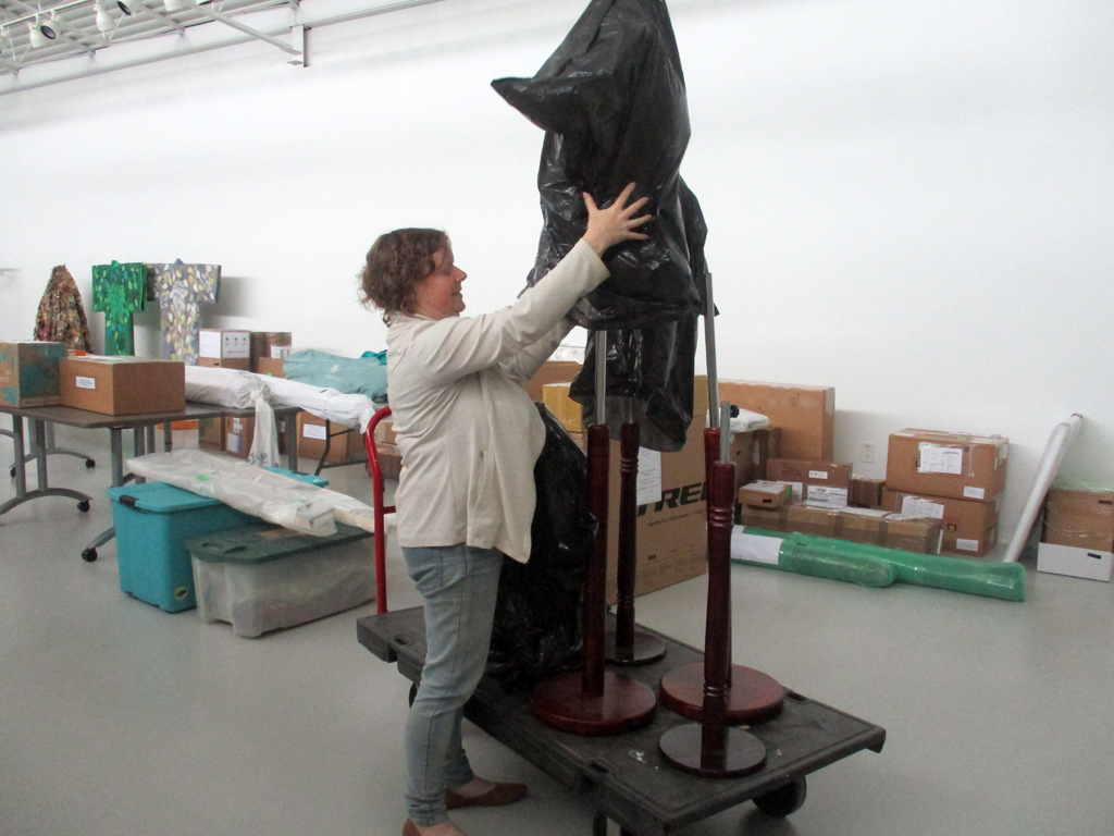 Delivery of mannequins for Cat Walk III, World of Threads Festival 2023-24.