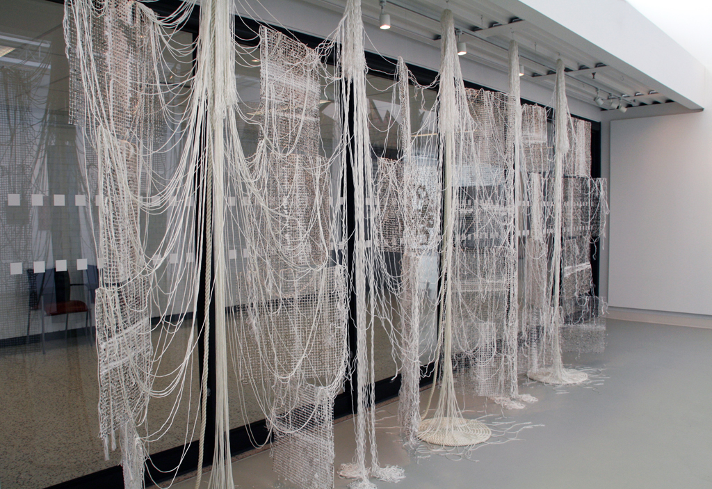 Tethered, Elaine Whittaker, Cosmic Geometry exhibition, World of Threads Festival 2016.