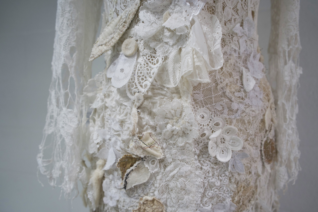 Flora, detail, Marijke van Welzen, Cat Walk III, World of Threads Festival 2023-24.