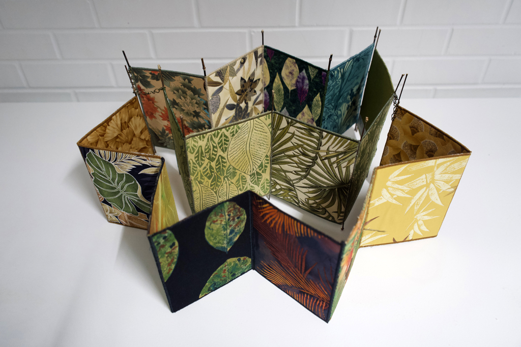 Mirka Knaster, Connectivity, Solo Show, World of Threads Festival 2023-24.