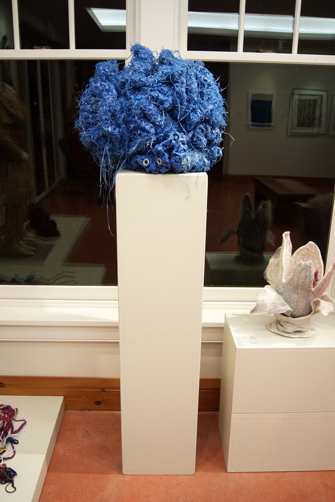 Spore, Carolyn Yandle, De rerum natura, World of Threads Festival 2012.