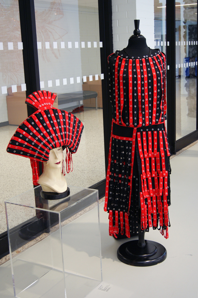 Snapped dress and headdress, Leisa Rich, The Red and the Black exhibition, World of Threads Festival 2014.