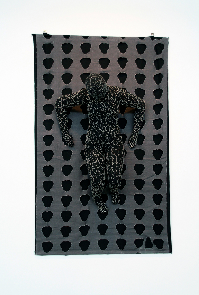 Untitled, Miriam Medrez, The Red and the Black exhibition, World of Threads Festival 2014.