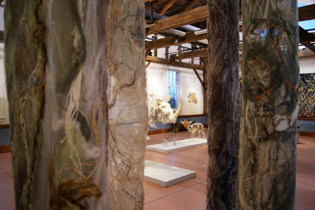 Ixchel Suarez, De rerum natura, World of Threads Festival 2012.