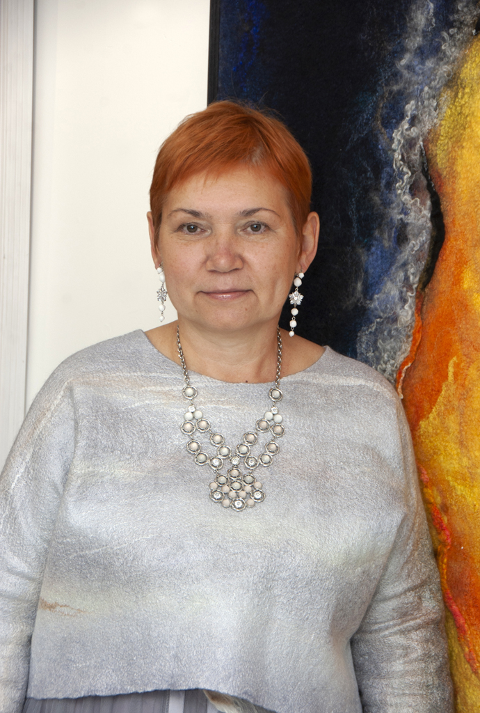 Artist: Svetlana Turov, Solo Shows, at the opening of the World of Threads Festival 2023-24.