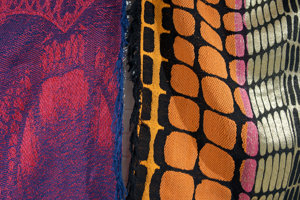 C. Pazia Mannella, Glitters is Gold Fencing, detail, Solo Show, World of Threads Festival 2023-24.