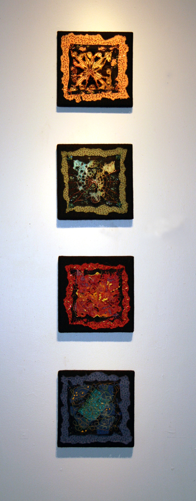 Val Garnett, Quarter, Threads That Bind exhibition, World of Threads Festival 2009.