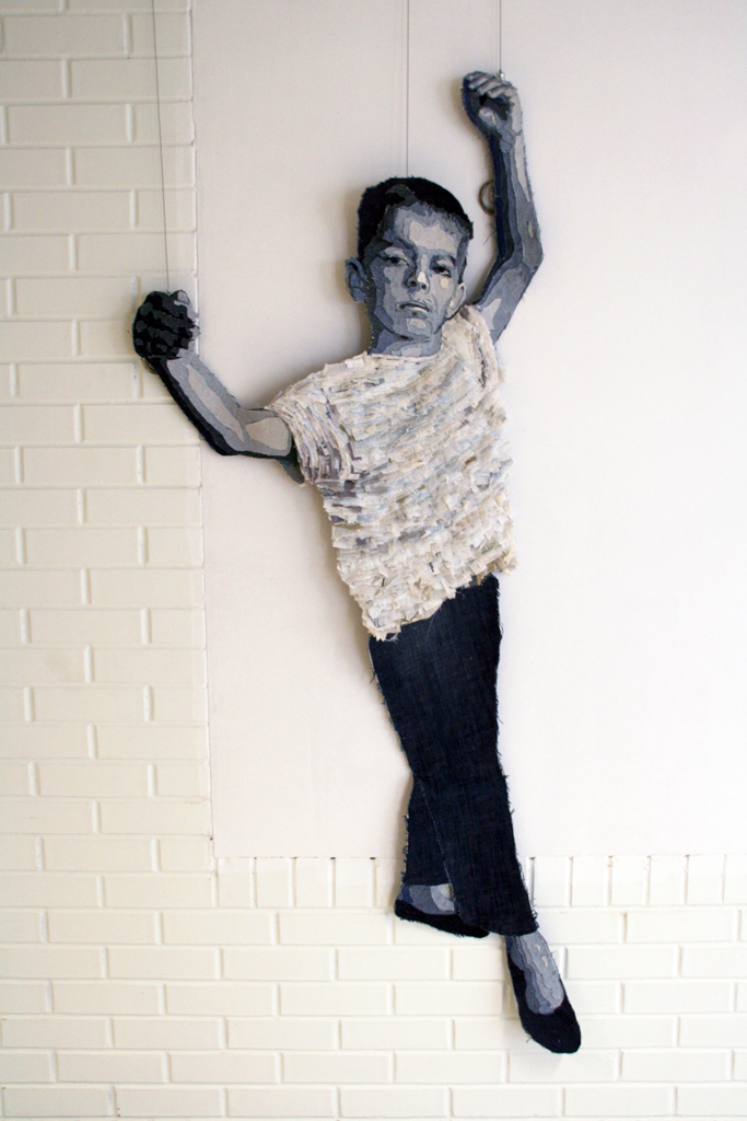 James Arendt, Ian, Installations, World of Threads Festival 2014.