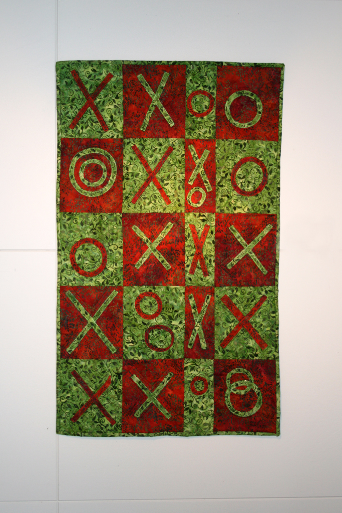 Dawne Rudman, "Xxx's and Ohh's, from the Shape Shifter series, Threads That Bind exhibition, World of Threads Festival 2009.