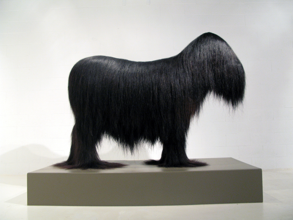 Keith W Bentley, Cauda Equina, Common Thread International exhibition Part 3, World of Threads Festival 2009.