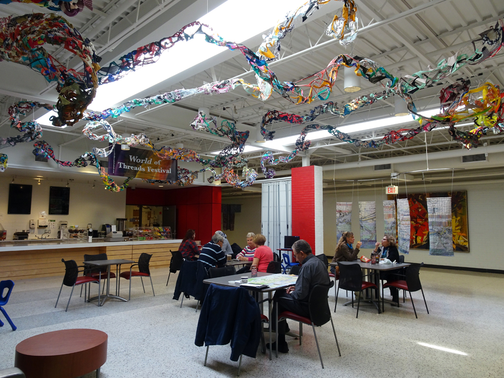 Olivia Tripp Morrow, Stretch, Installations, World of Threads Festival 2016.