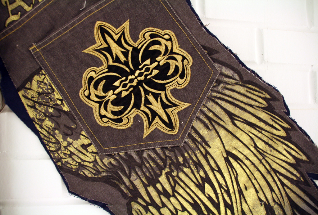 James Arendt, Ellie, detail, Installations, World of Threads Festival 2014.