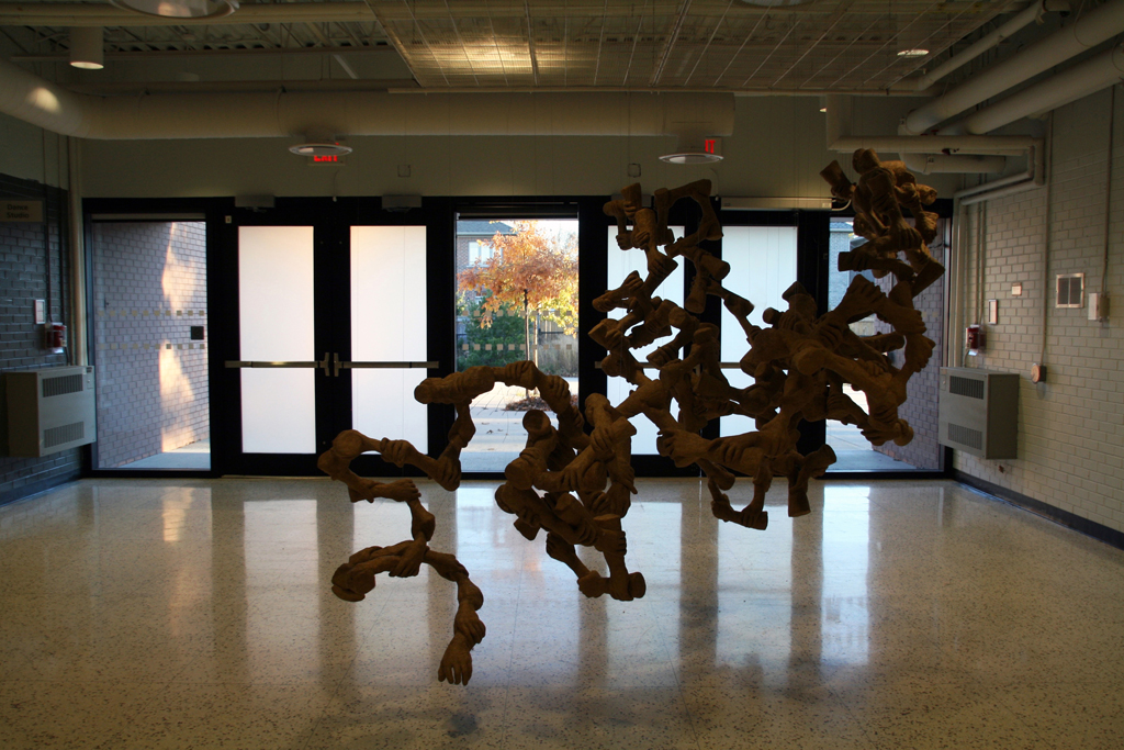 Marianne Kyryluk, Within Our Grasp, Installations, World of Threads Festival 2016.