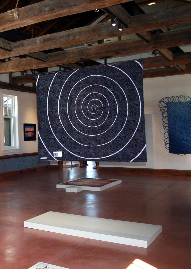 Meredith Annett, And So It Goes, (back) Common Thread International exhibition, World of Threads Festival 2009.