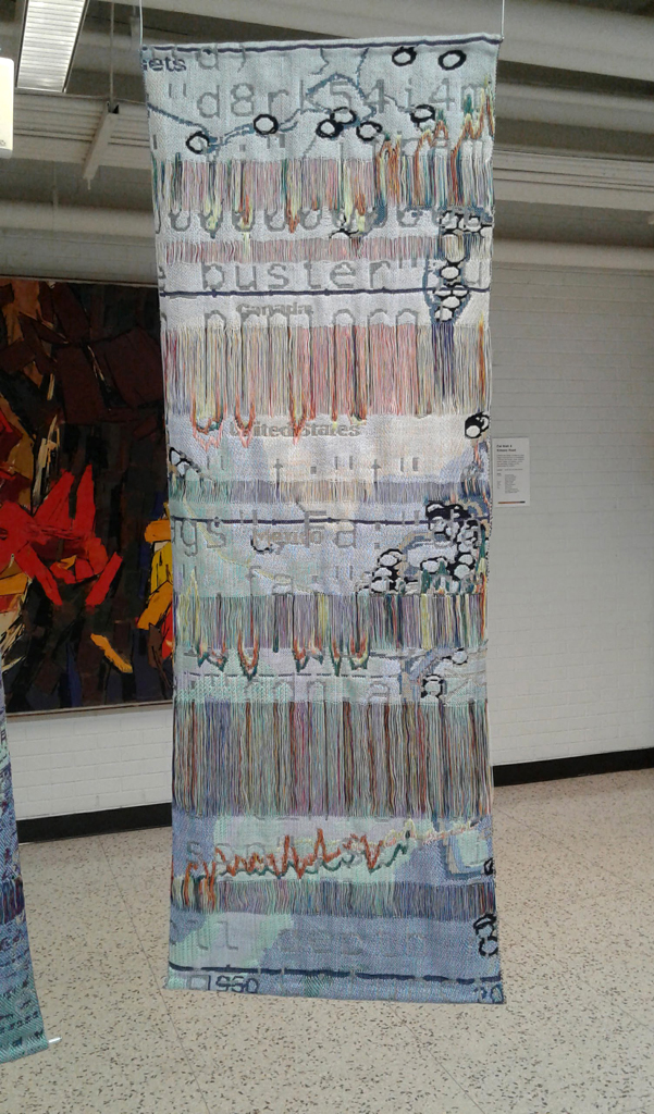 Kelly Thompson, Fluid Data, detail, Installations, World of Threads Festival 2016.