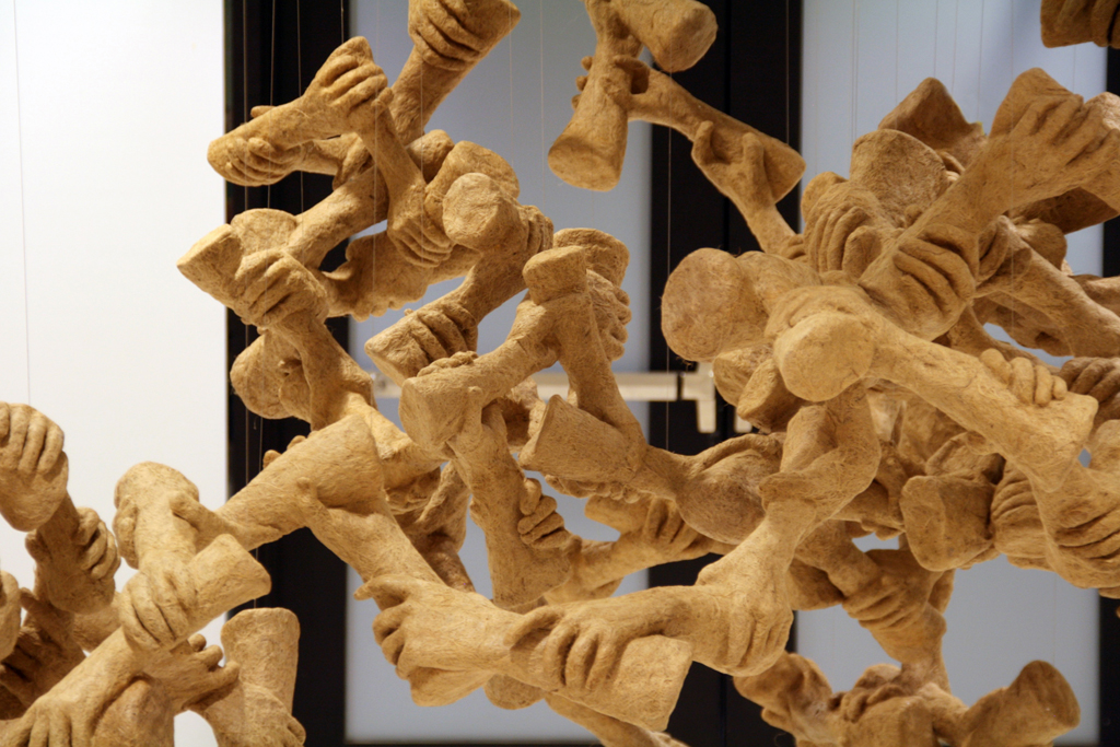 Marianne Kyryluk, Within Our Grasp, detail, Installations, World of Threads Festival 2016.