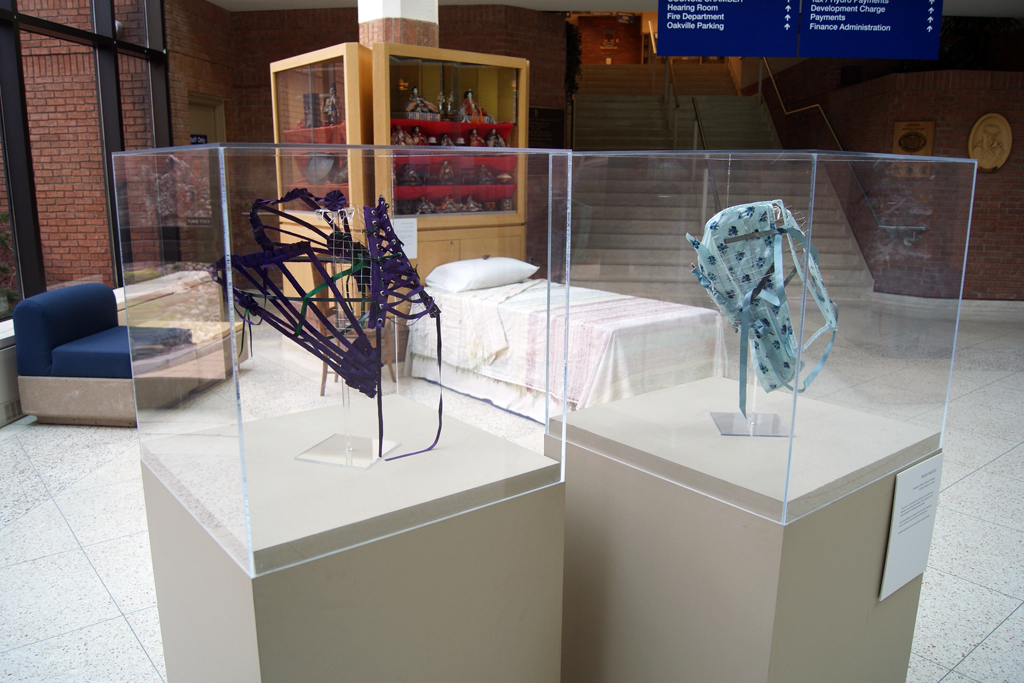 Marilyn Hall, Continuum exhibition, World of Threads Festival 2012.