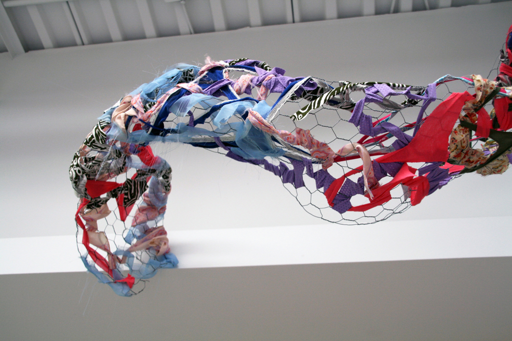 Olivia Tripp Morrow, Stretch, detail, Installations, World of Threads Festival 2016.