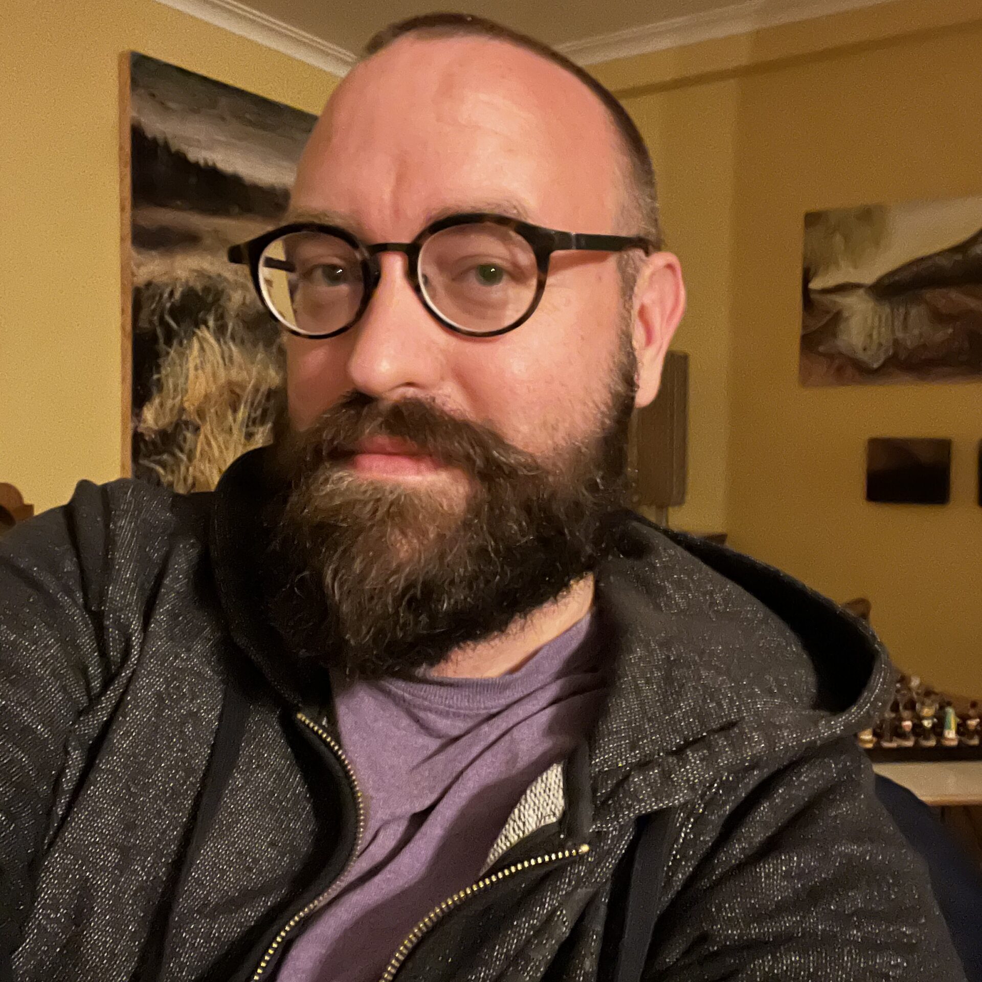 Photo of Gareth Bate. Artist and Festival Curator and designer for the World of Threads Festival.